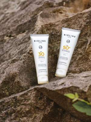 SUNDEFENSE SPF 50+ PROTEZIONE MOLTO ALTA LATTE VISO E CORPO 150 ML.